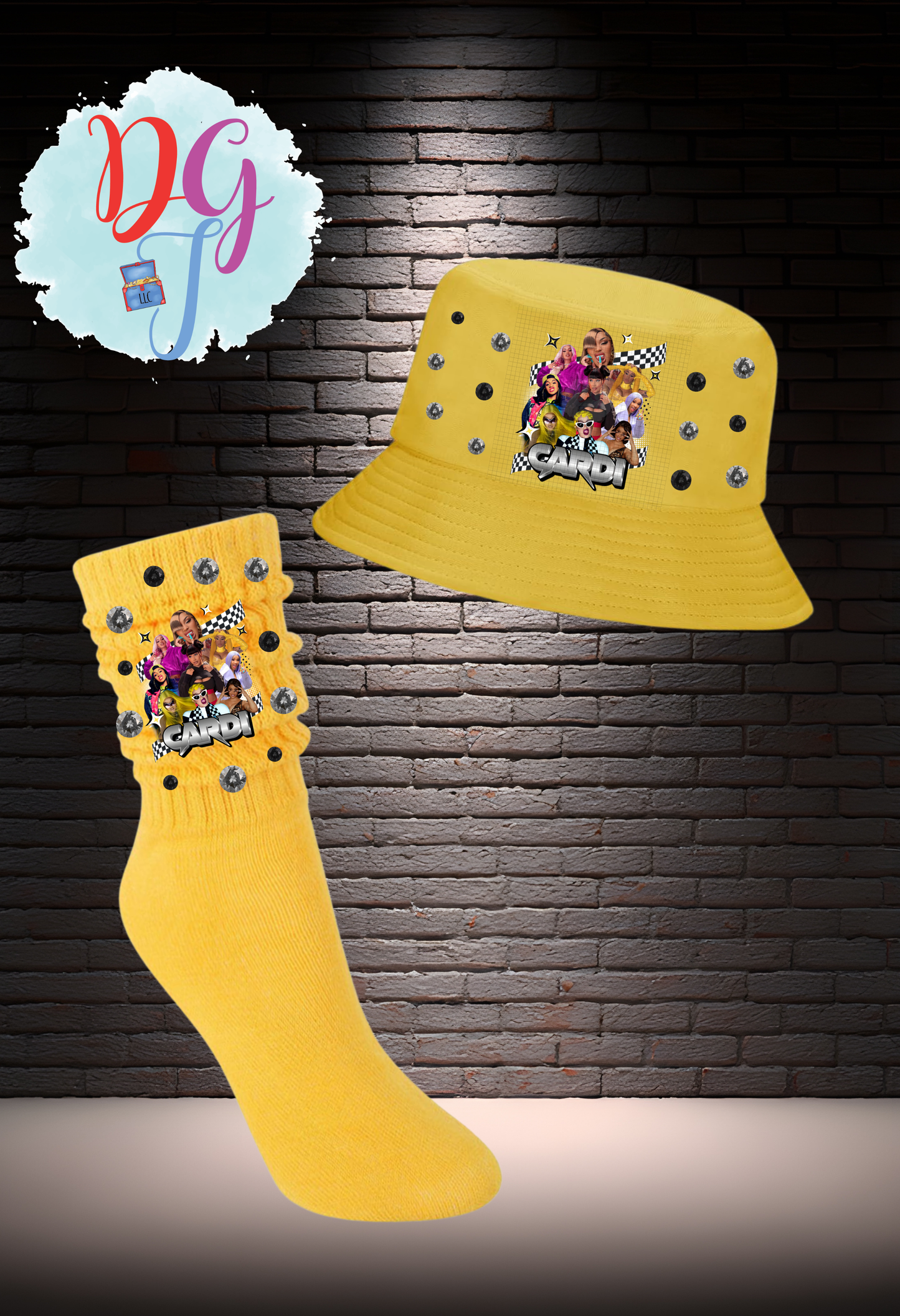 CARDI B JUNK SOCKS AND BUCKET HAT SET